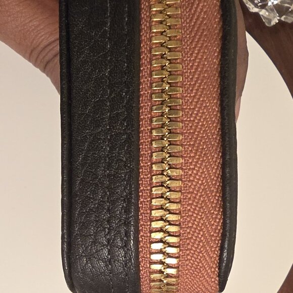 Rare Dooney & Bourke Pill Case Holder in Black Pebbled Grain Leather ~ NWOT - Picture 5 of 5